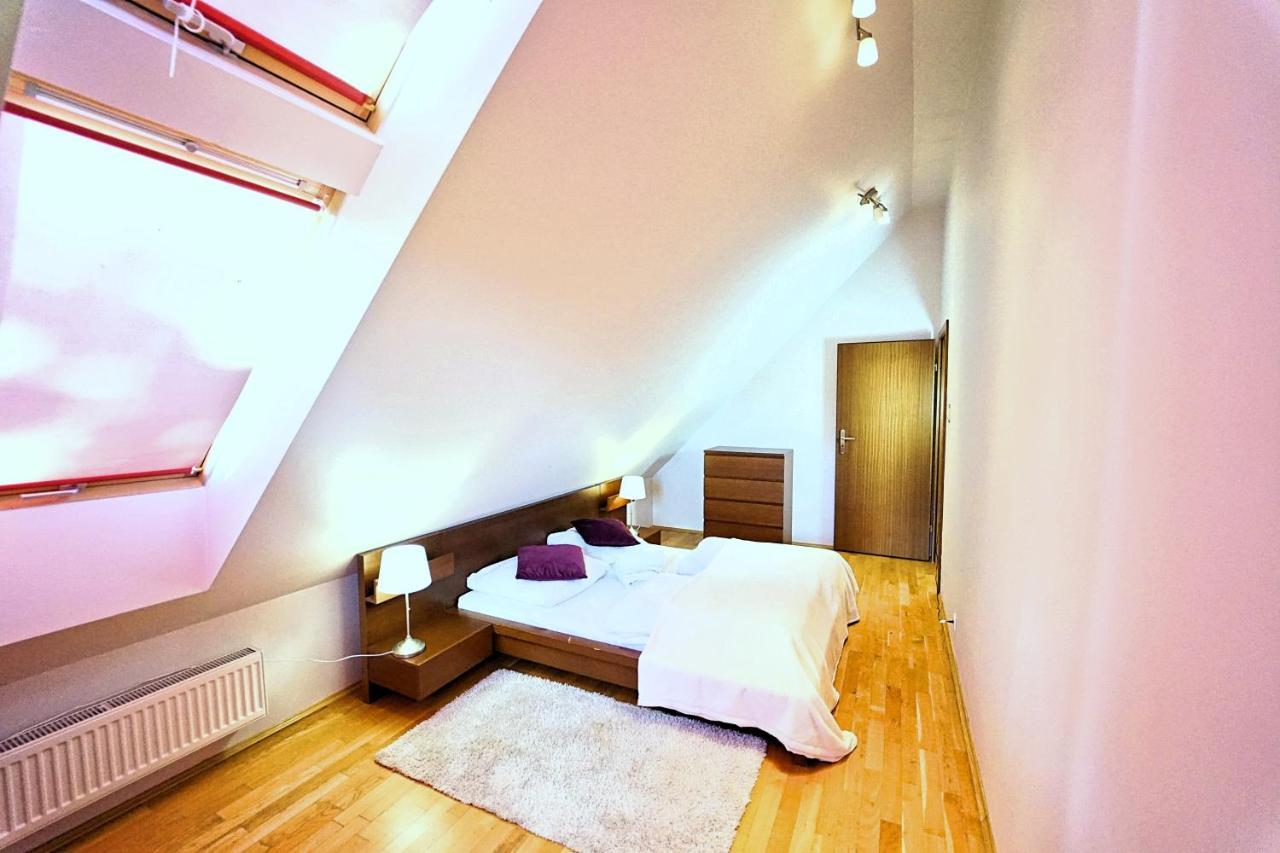 Apartment Everysky - Okrzei 1b